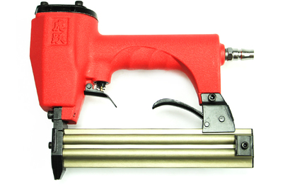 恒匠峰虎躍直釘槍F30 高效精準(zhǔn)的木工氣動工具